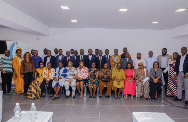 Ligne 1 Métro d’Abidjan : un atelier planche sur un plan de restauration et des moyens de subsistance, la prise en charge et le suivi des PAPs vulnérables